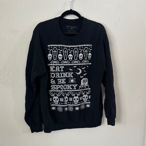 Too Fast Black and White Skull Graphic Crewneck Sweater